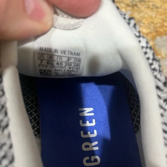 Adidas ultra boost prime green size 7 - Picture 8 of 9